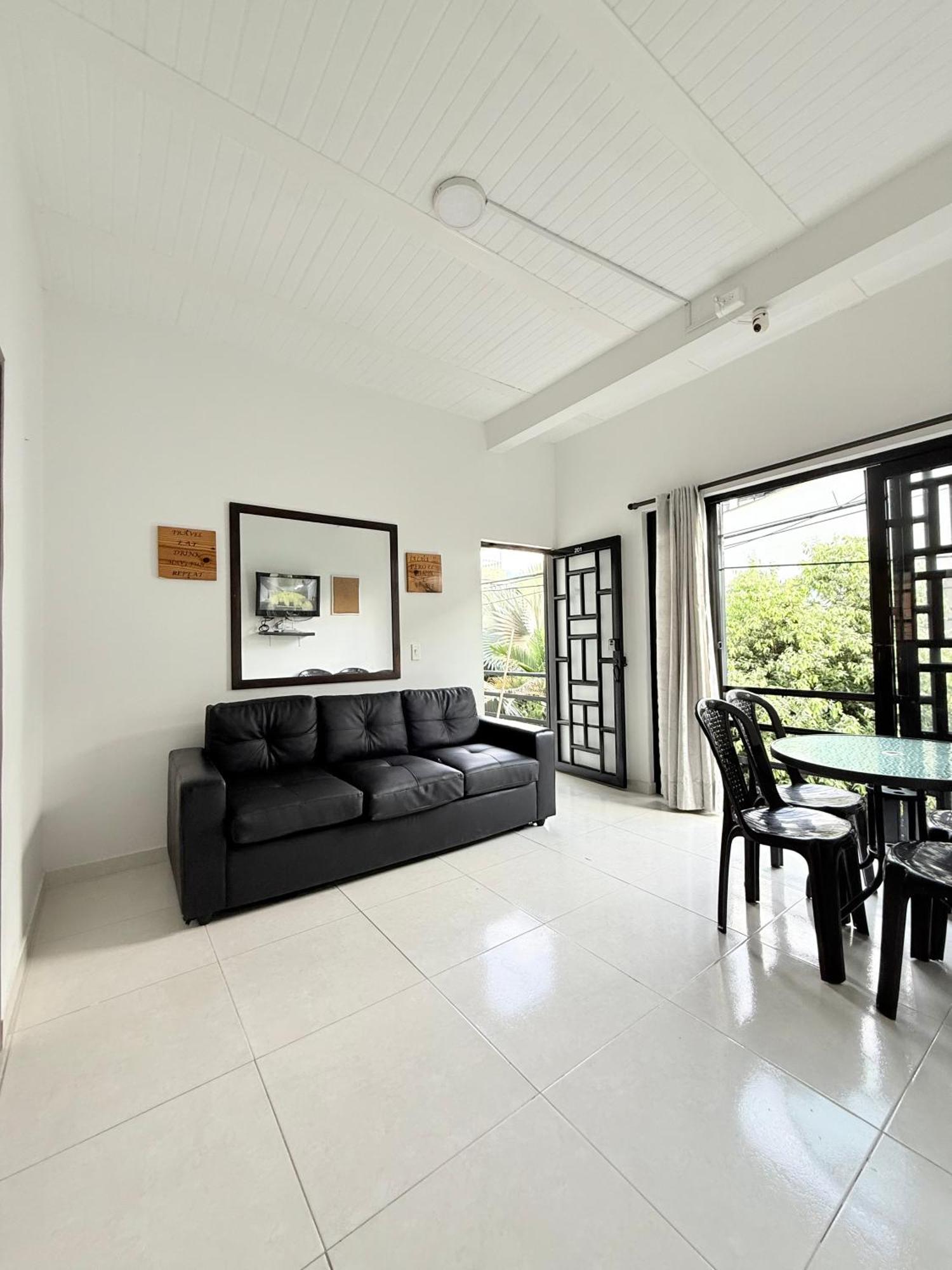 Apartment Santys House Amoblado 6 Personas *